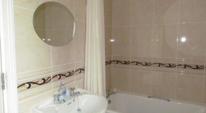 Gate Lodge B&B Portumna Quarto foto